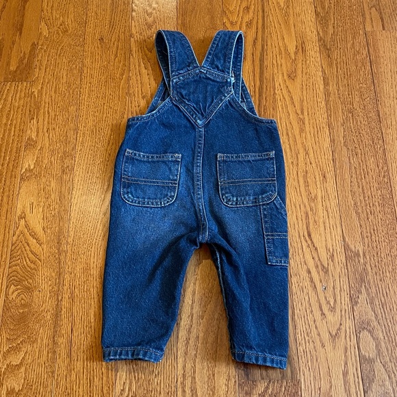 Old Navy Classic Blue Baby Boy or Girl size 6-12 months with adjustable straps - Picture 2 of 4